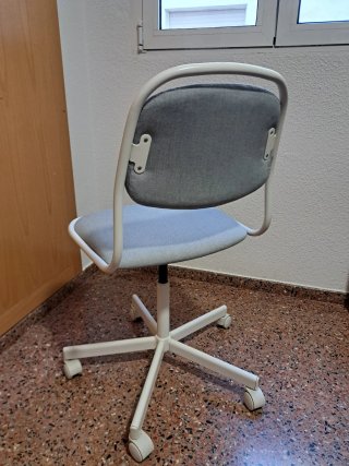 Silla juvenil giratoria Ikea ORFJALL
