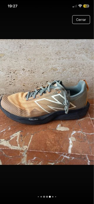 Zapatillas New Balance FuelCell Marrones/Verdes