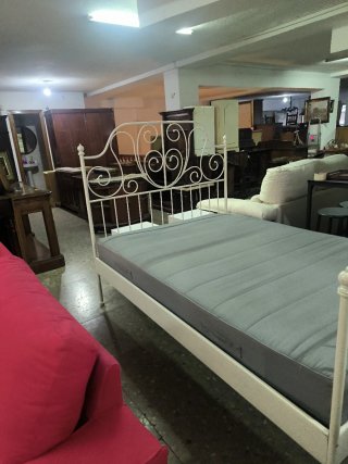 Cama IKEA 140cm con colchón