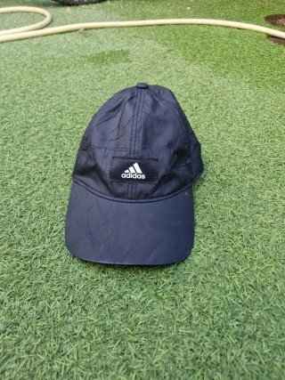 Lote 2 Gorras Adidas y Nike Negras