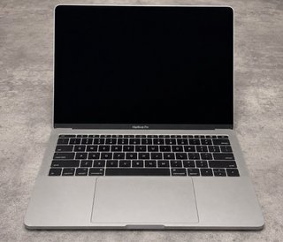MacBook Pro 13” 2017 i5 8GB RAM 128GB SSD