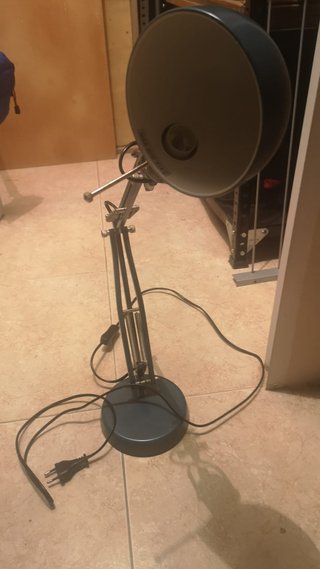 Regleta 3 Focos+2 flexos+3 plafones+1 aplique baño
