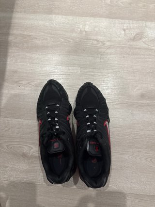 Nike Shox R4 Talla 43 Negras Rojas