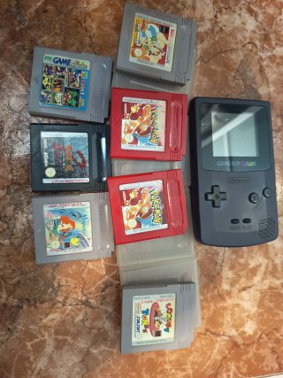 Consola Game Boy + Juegos y Cables