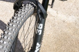 Megamo Reason AIRCBR 05 Bicicleta Eléctrica