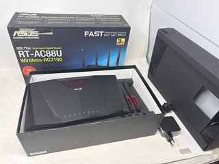 Router ASUS RT-AC88U Dual-band Gigabit