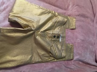 Pantalones dorados