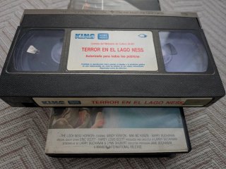 Película VHS Terror en el Lago Ness