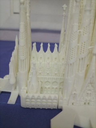Reproducción templo Sagrada Familia Barcelona