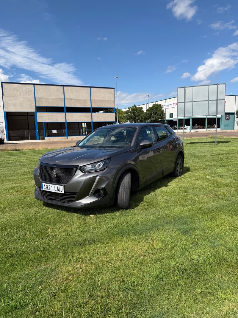 Peugeot 2008 2021 - foto 1