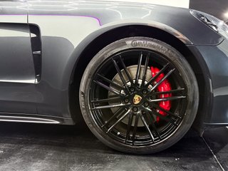 Porsche Panamera GTS