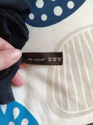 Picardía negra y azul con encaje