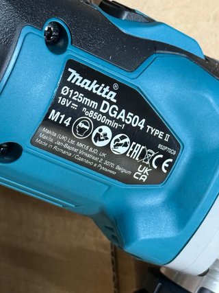 RADIAL MAKITA DGA504Z