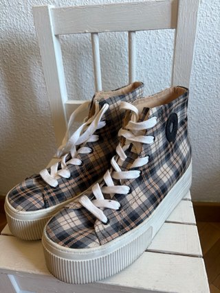 Zapatillas Bershka plataforma cuadros talla 38