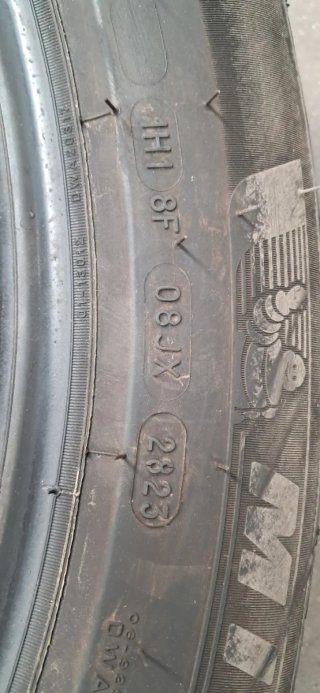 235/55R19 105W MICHELIN CROSSCLIMATE 2 SUV
