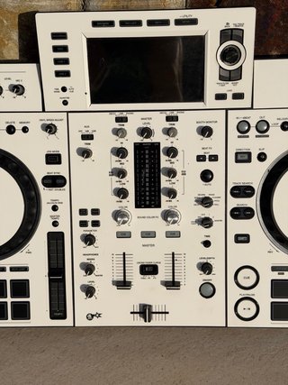 Pioneer XDJ-RX2 Blanco vinilo con maletín