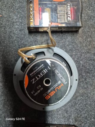 Vias separadas hertz hv 165