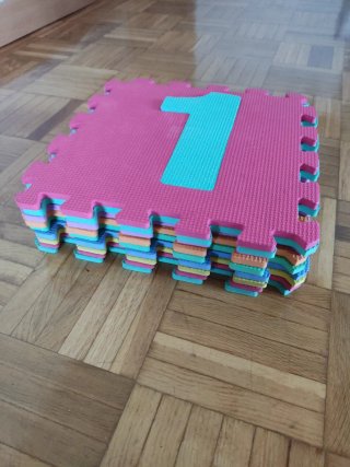 Puzzle de suelo con números 1-9