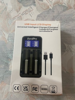 Cargador Pilas DuraPro USB LCD Inteligente