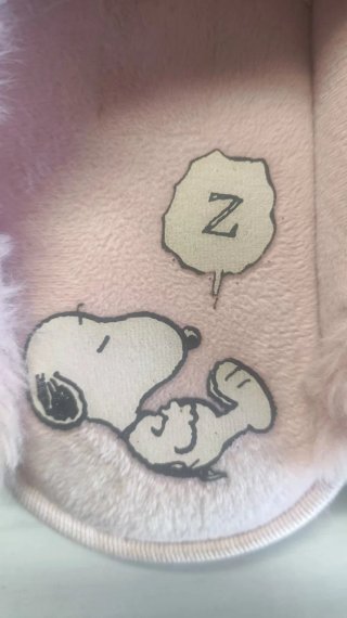 Zapatillas Snoopy rosas