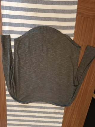 Camiseta Bershka gris talla S