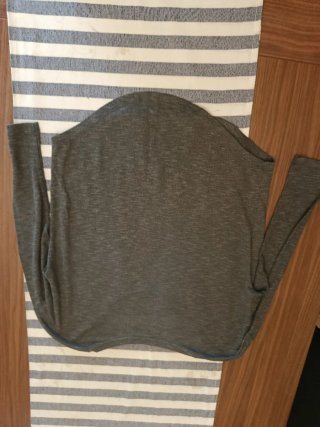 Camiseta Bershka gris talla S