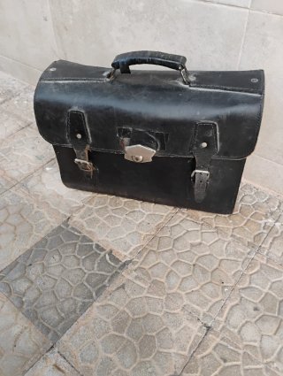 2 Maletas antigua de médico, piel negra y marrón
