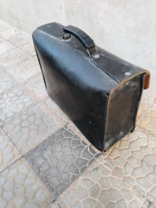 2 Maletas antigua de médico, piel negra y marrón
