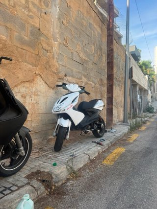 Yamaha Aerox trucada