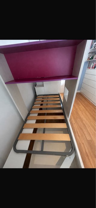 Cama tren juvenil con estantería y almacenaje