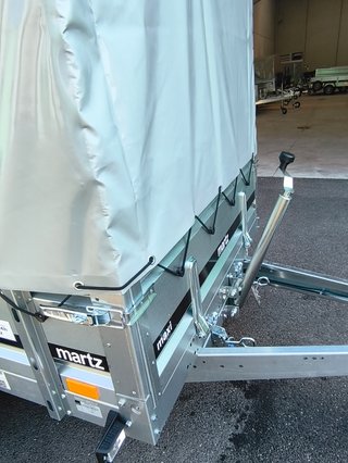 Remolque cerrado 2.30x1.30x1.50m con toldo mixto