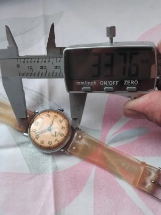 Reloj Mentor 4 Jewels Beige