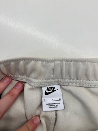 Pantalón Nike Tech Beige