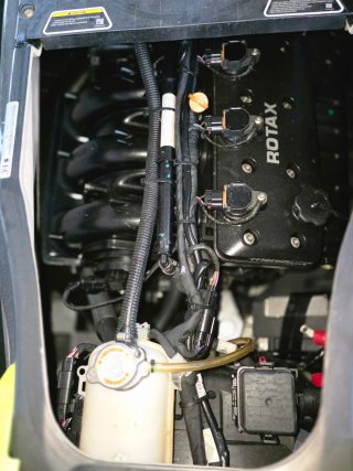 Sea-Doo GTR 230 CV 2020 + Remolque