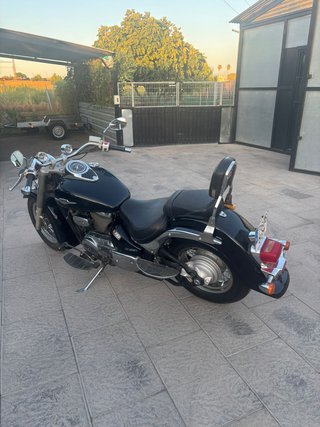 Suzuki Intruder 800
