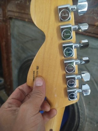 Fender Stratocaster Deluxe Lone Star