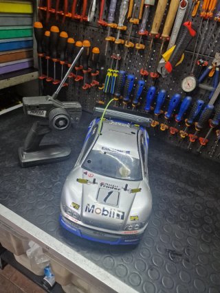 Auto radiocomandato Kyosho Perfex