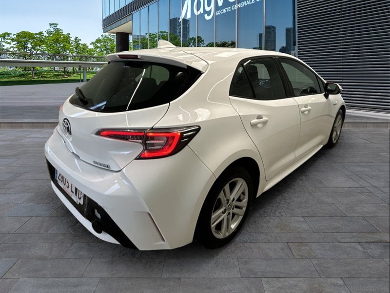 Toyota Auris 2022, foto 4