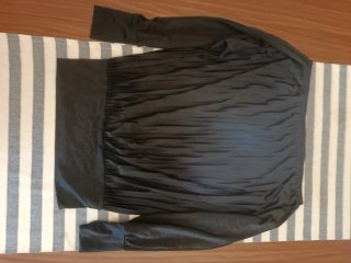 Blusa hombros descubiertos negra Talla M