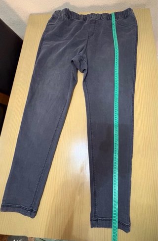 Pantalón vaquero negro talla 54
