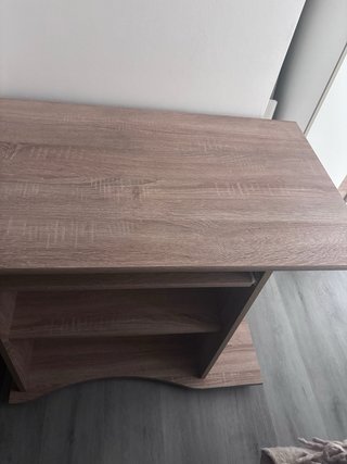 Escritorio madera con bandeja