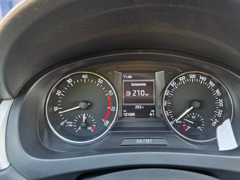 Škoda Rapid 1.2 TSI Active 2016, foto 31