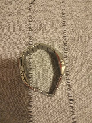 Reloj Lotus Negro y Plateado Mujer
