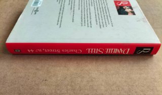 Charles Street, n° 44. Libro