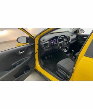 KIA Stonic 2019 // 100 CV // IMPECABLE  “ C “