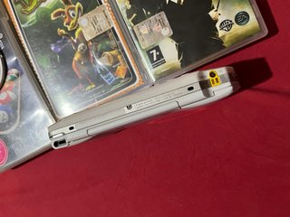 Playstation Portable Bianca + 5 Giochi