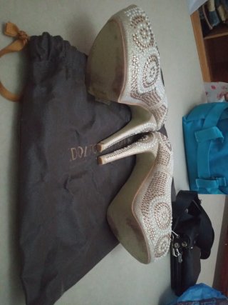 Zapatos de fiesta tacón alto dorados/ perla t.36