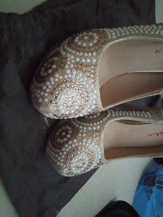 Zapatos de fiesta tacón alto dorados/ perla t.36