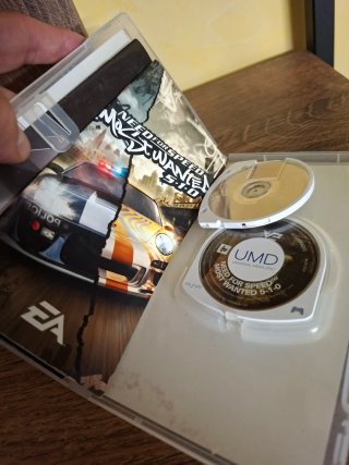 Lotto 4 Giochi PSP Gran Turismo, Assassin's, Need