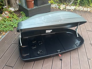 Cofre Techo Norauto 240L + Barras